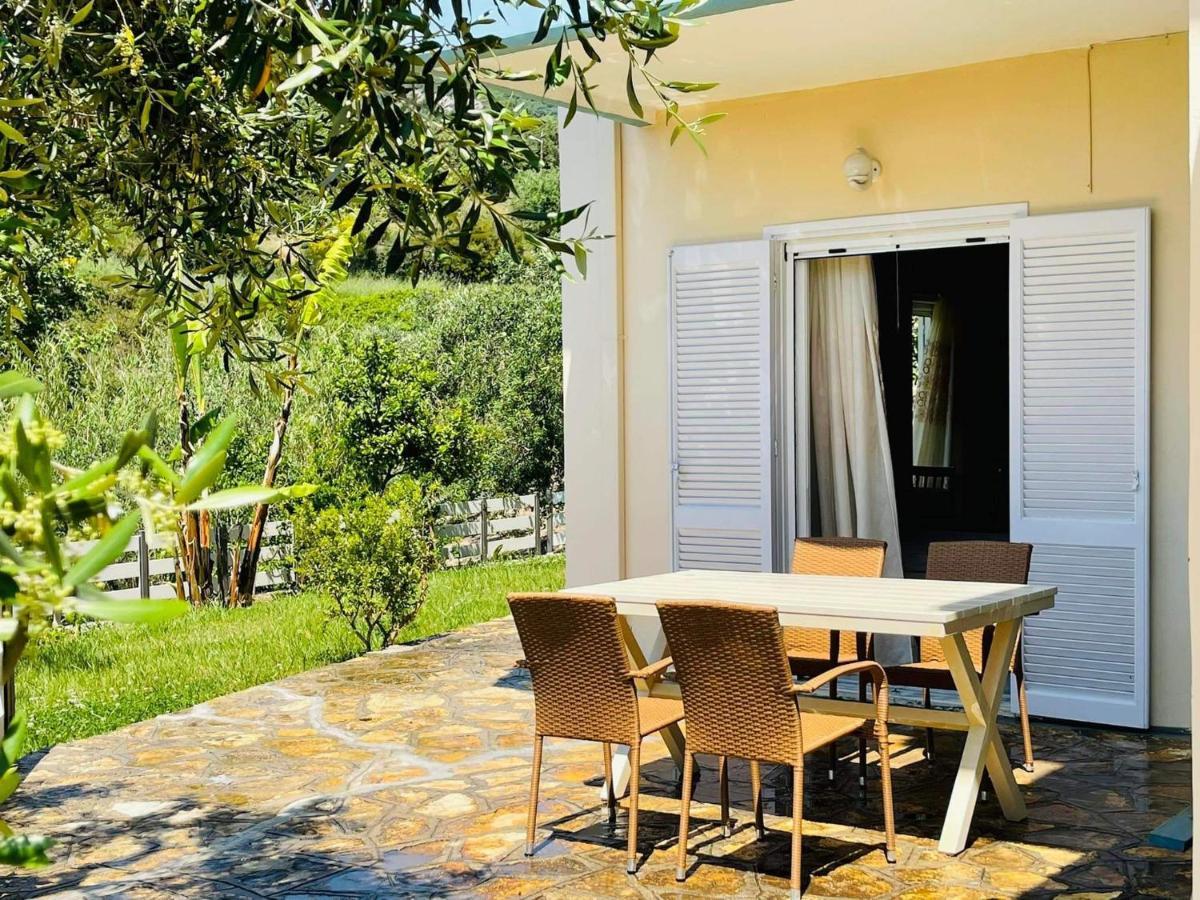 Triantis Apartments Lygia  Esterno foto