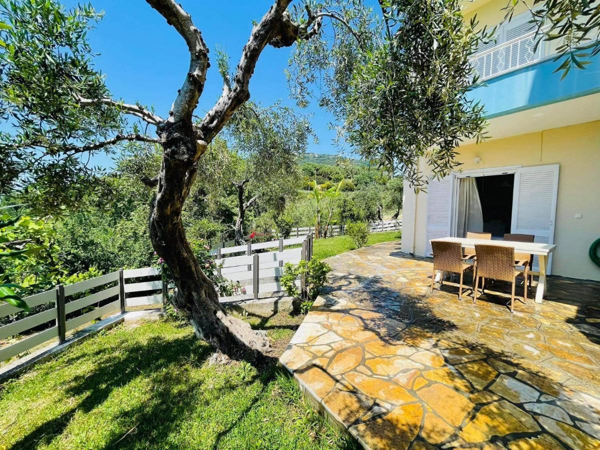 Triantis Apartments Lygia  Esterno foto