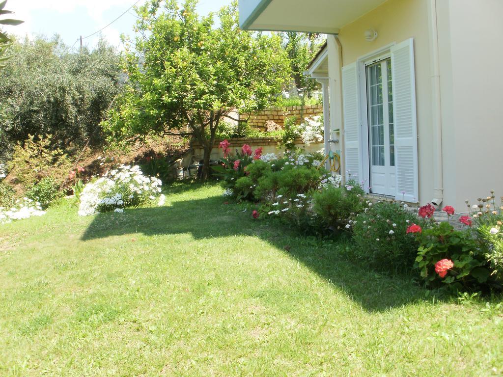 Triantis Apartments Lygia  Camera foto