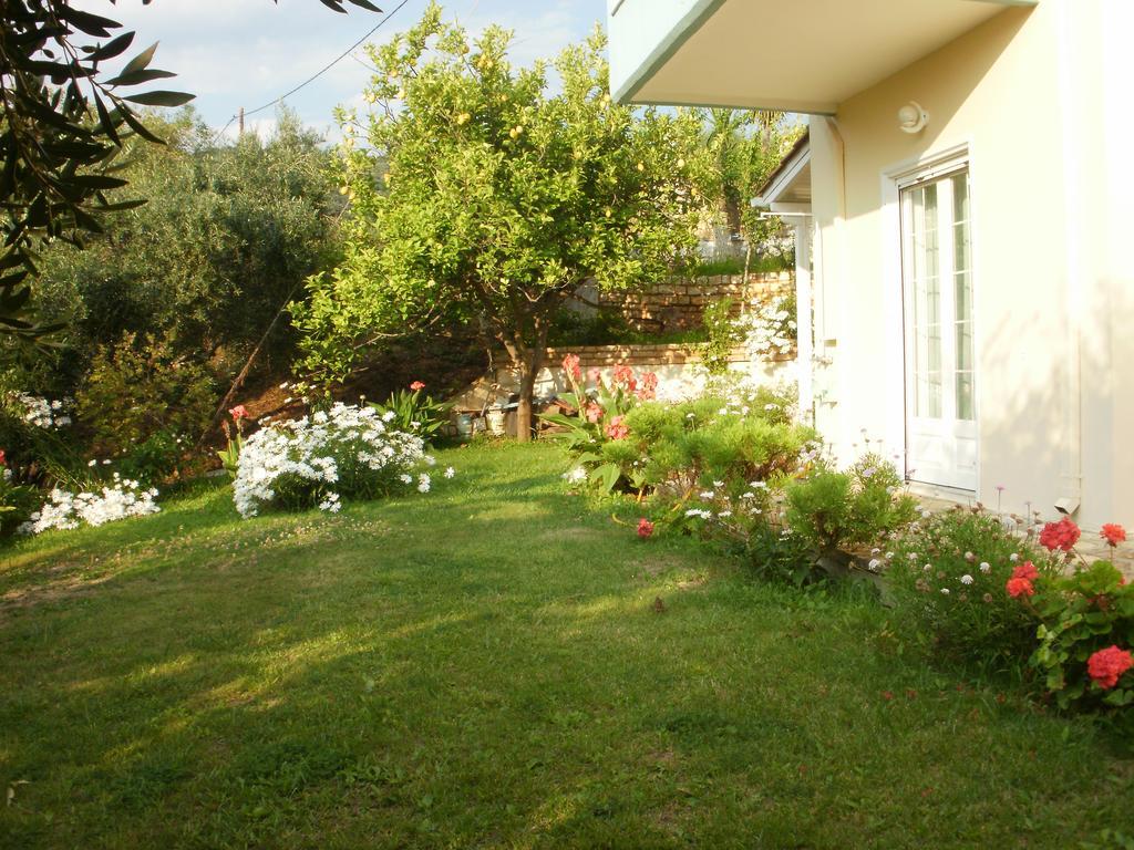 Triantis Apartments Lygia  Camera foto